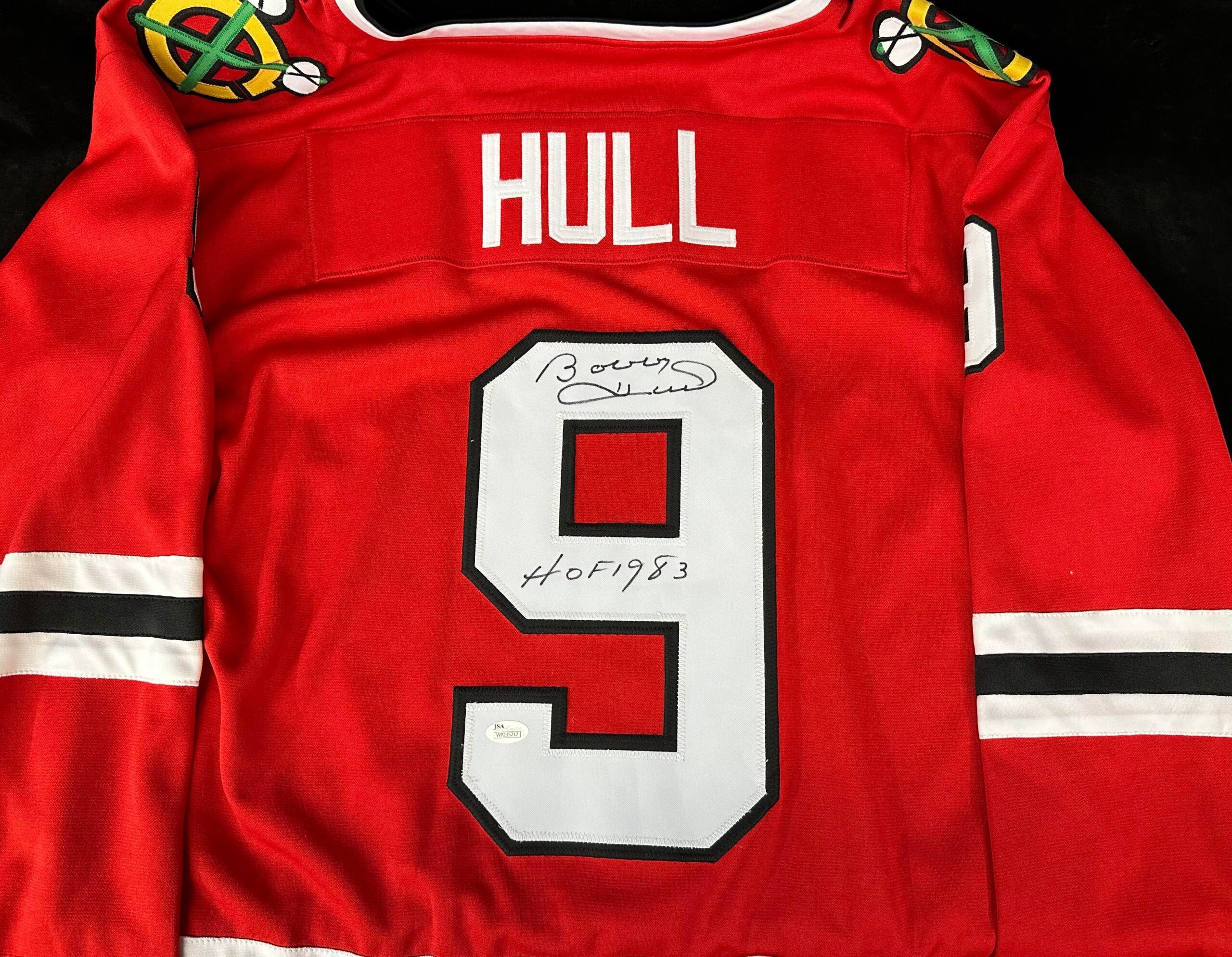 Bobby Hull autographed Jersey (Hartford Whalers)