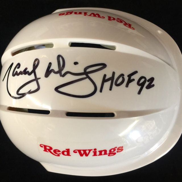 Detroit Red Wings Larry Zeidel Autoraphed Mini Goalie Mask - Carls