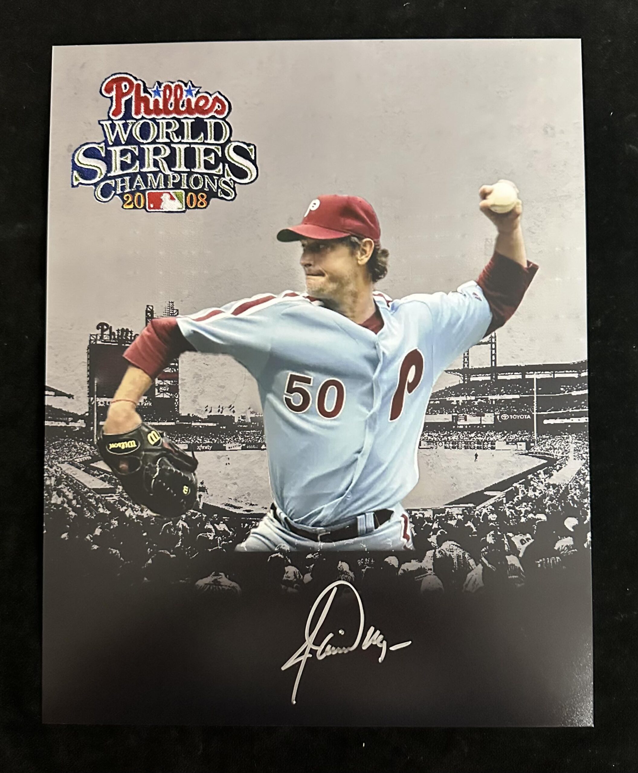 Philadelphia Phillies Jamie Moyer Autographed 11x14 Photo - Carls